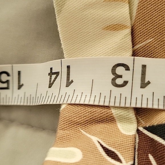 Briggs Women's Floral Cropped Pants - Picture 12 of 13